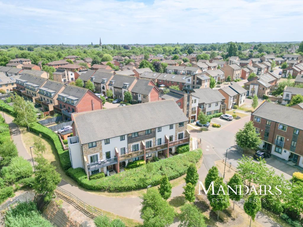 Property photo 2 of 27