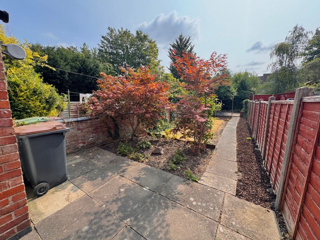 Property photo 2 of 24