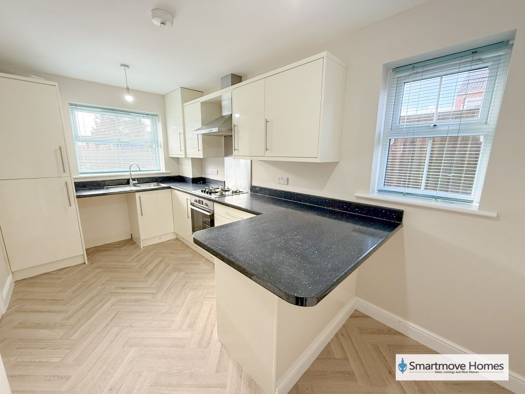 Property photo 2 of 18 Img_2011