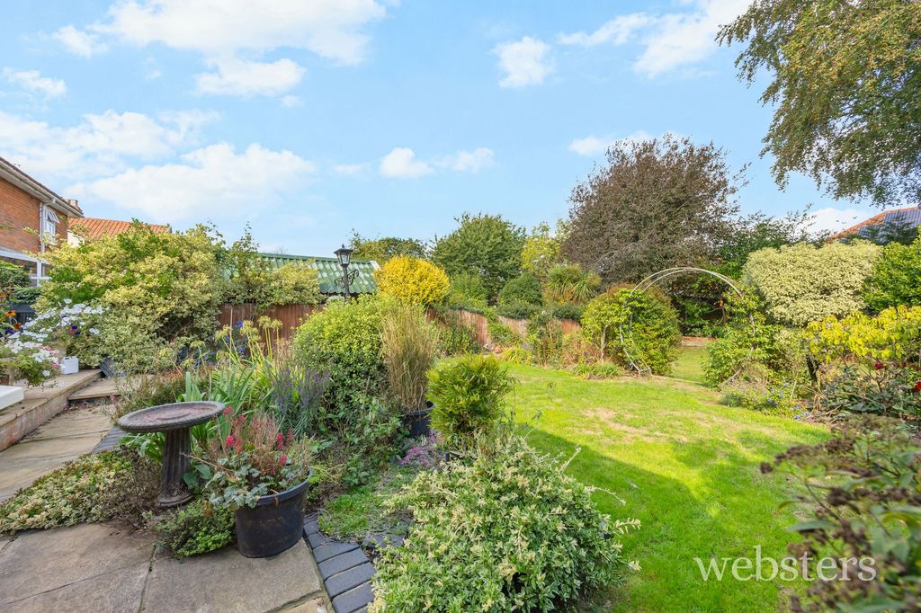 Property photo 3 of 26