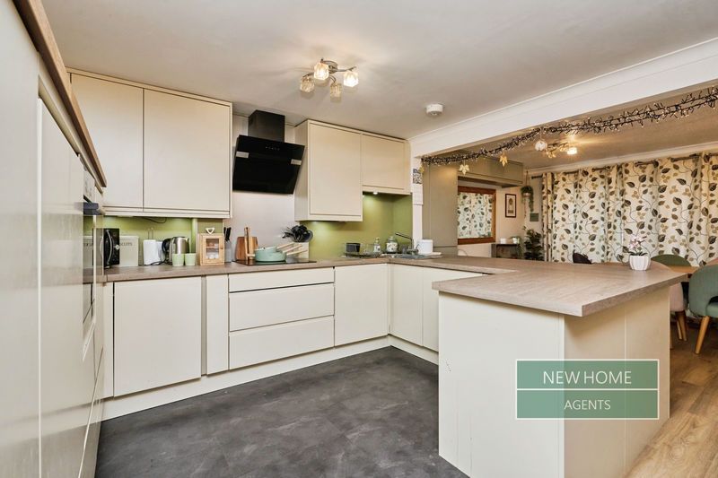 Property photo 2 of 27 Photo 7