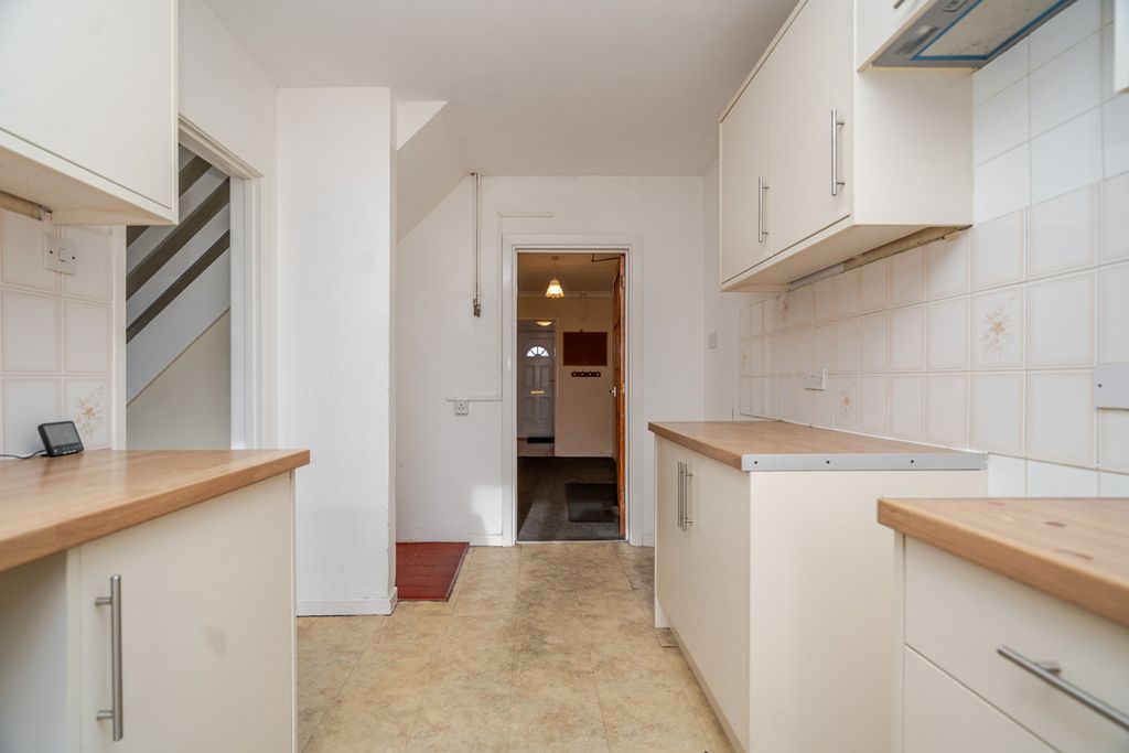 Property photo 3 of 20