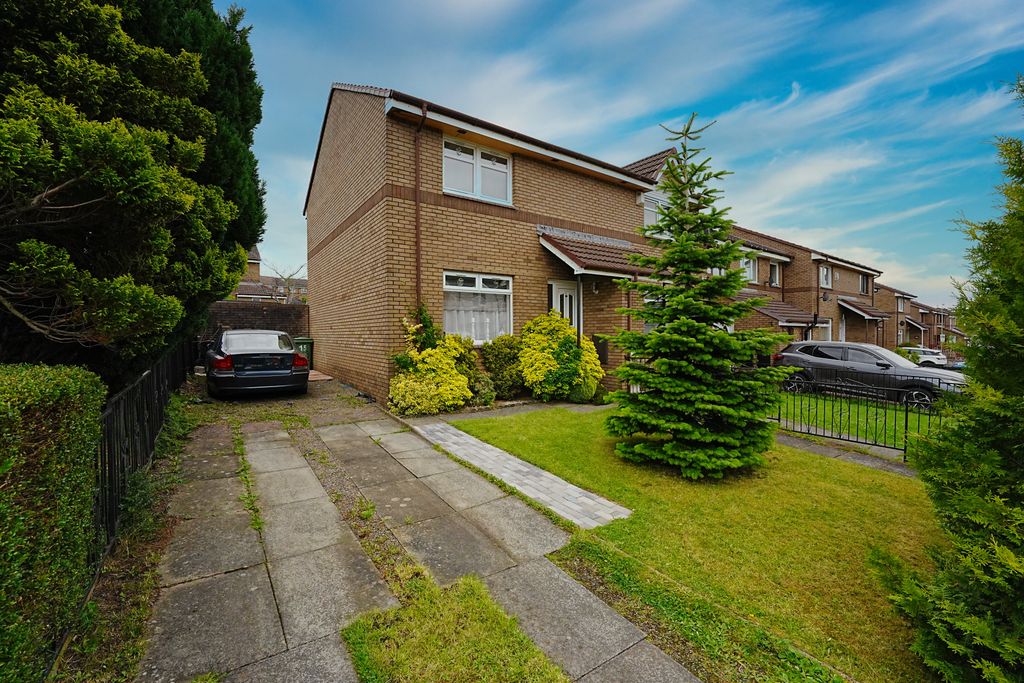 Property photo 2 of 26