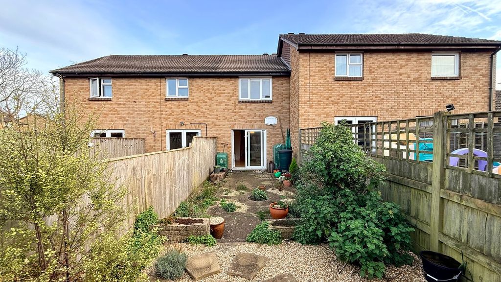 Property photo 3 of 11