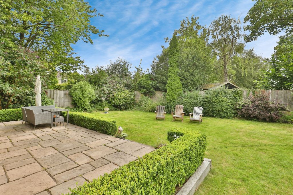 Property photo 3 of 17
