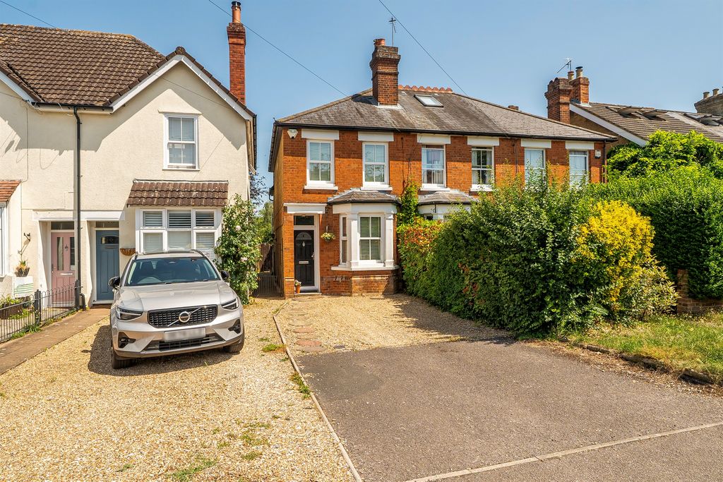 Property photo 1 of 12