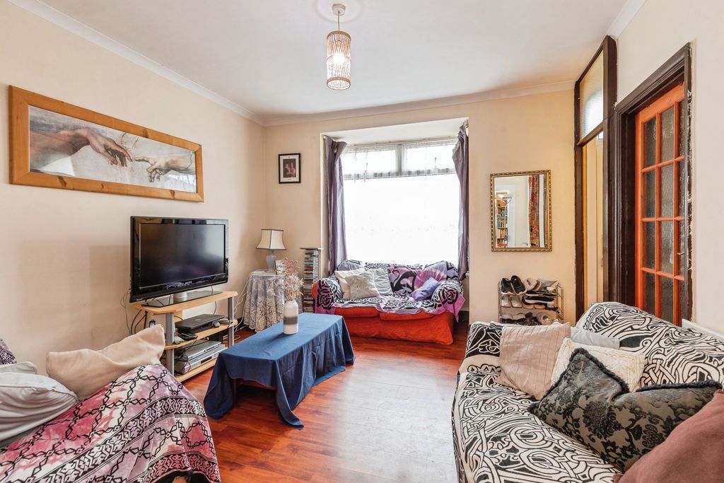Property photo 2 of 16 Pbox-Img.Jpg