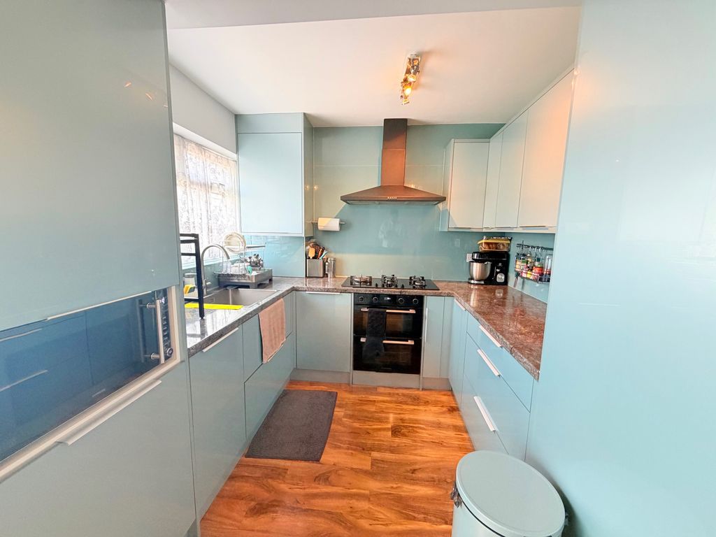 Property photo 2 of 17 12