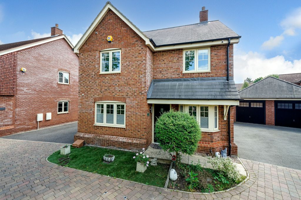 Property photo 1 of 21
