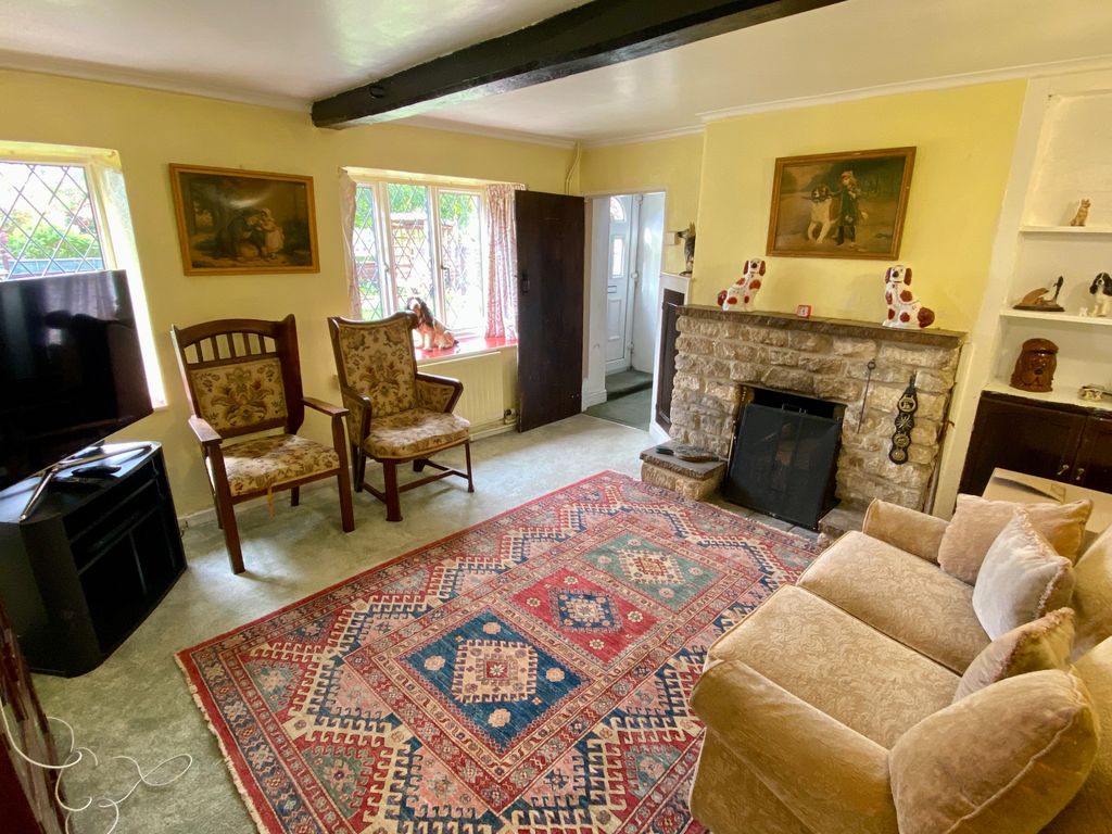 Property photo 2 of 19