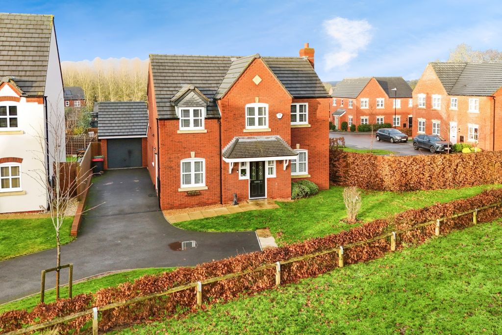 Property photo 1 of 34 8Ac4F0F5-Mw-9936