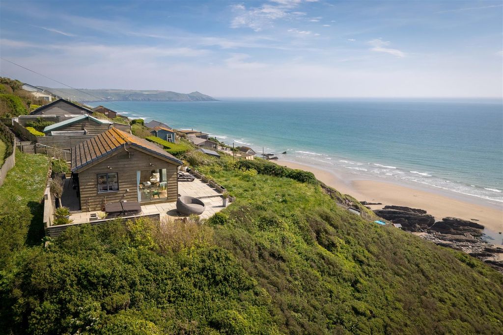 Property photo 1 of 21 Parry_Omega_Whitsand_Bay-45.Jpg