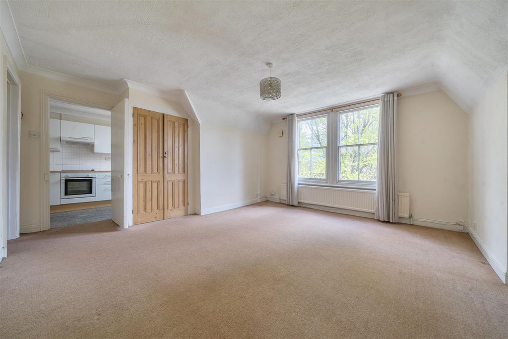 Property photo 2 of 8 1448060-5-69E652931520E.Jpg