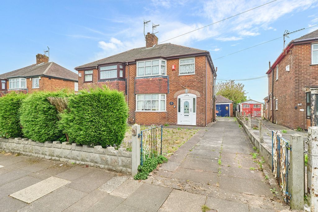 Property photo 1 of 17
