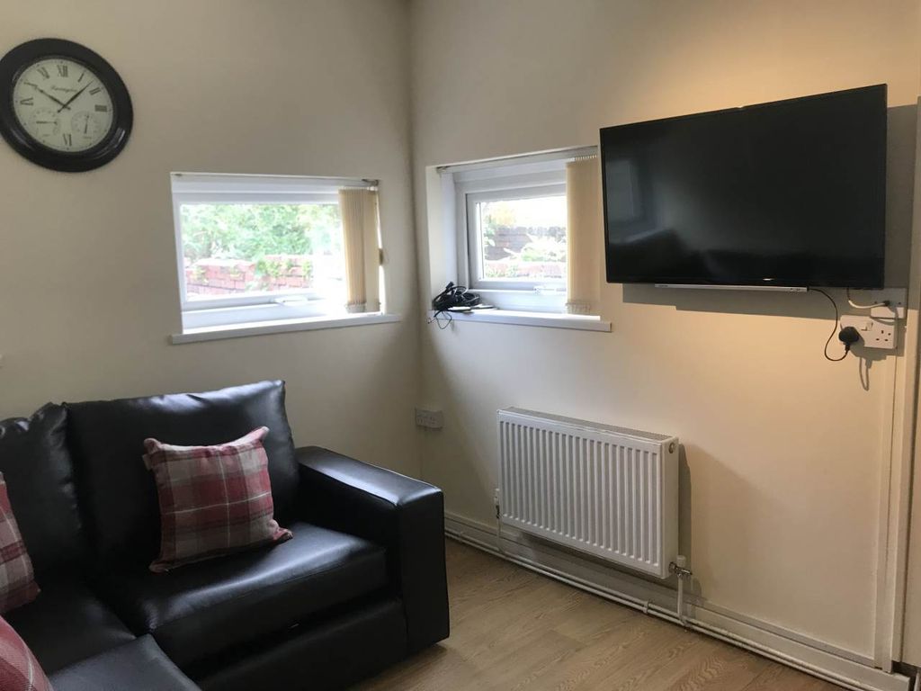 Property photo 2 of 11 Img_5745