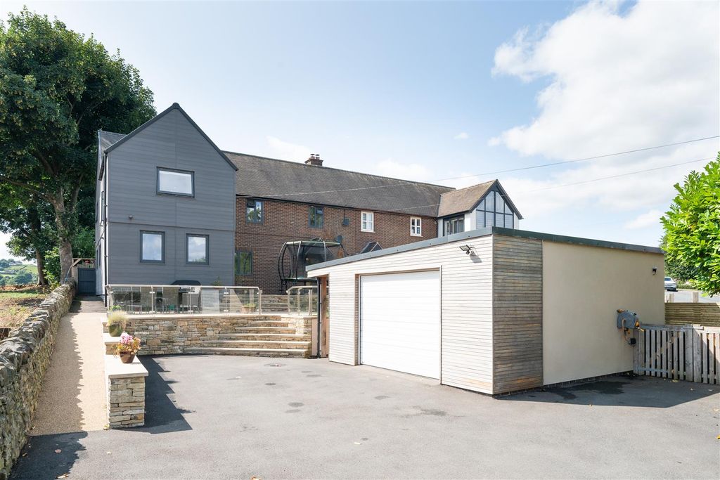 Property photo 1 of 55 Externals-5.Jpg