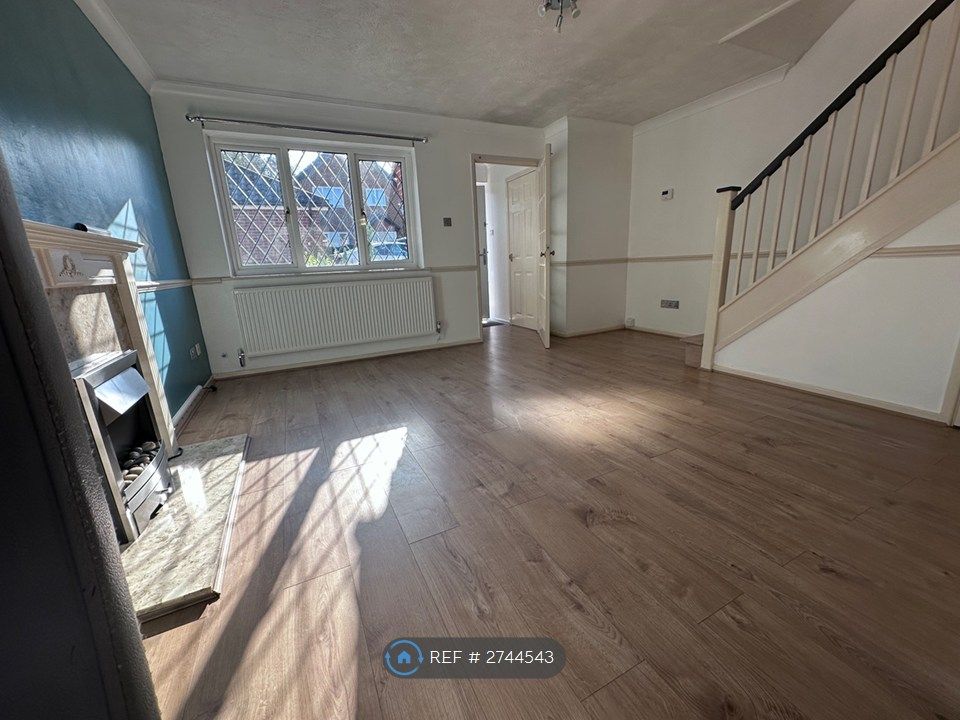 Property photo 2 of 17