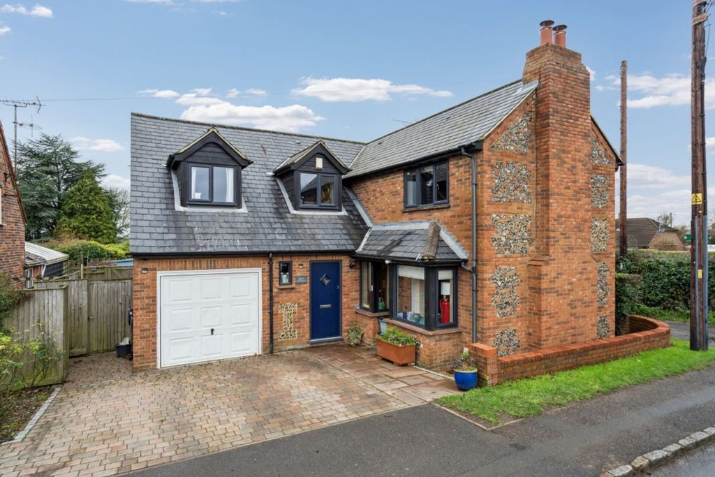 Property photo 1 of 25