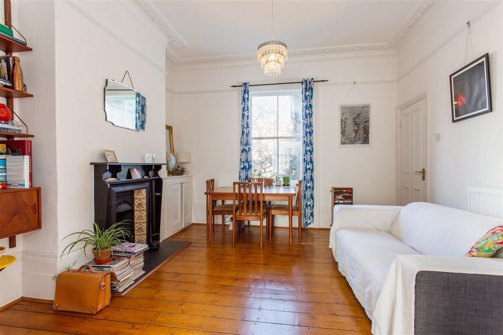 Property photo 3 of 10 Reception Room