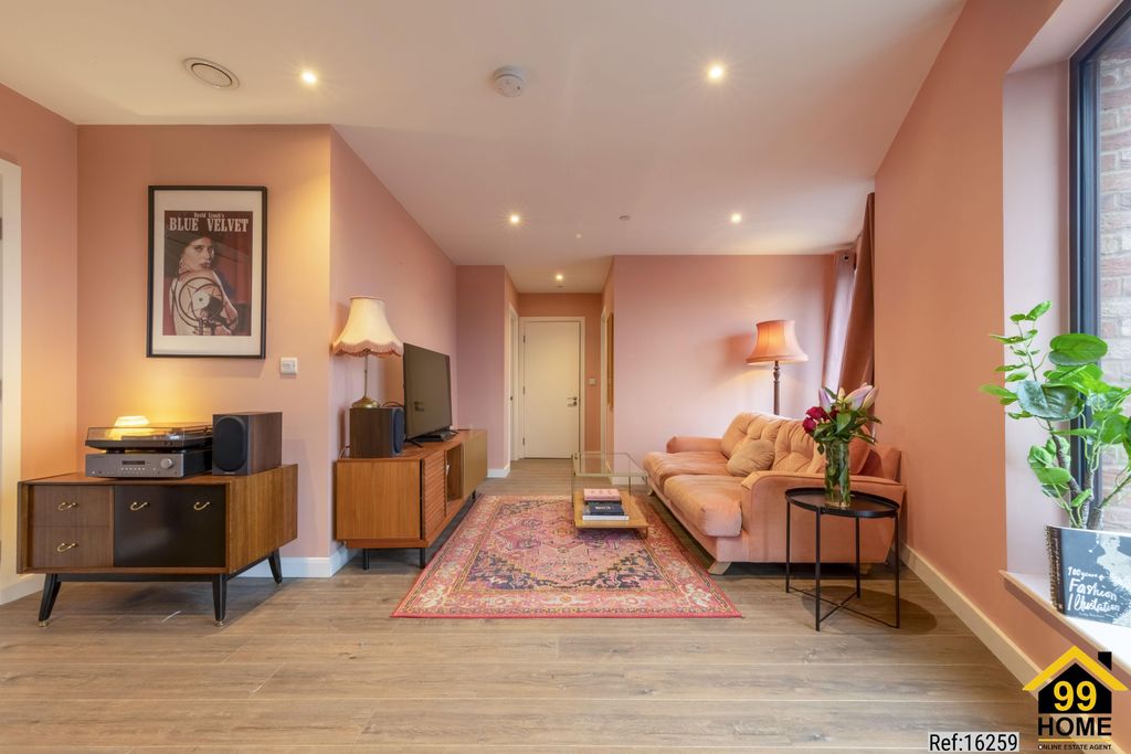 Property photo 1 of 18 Photo 0