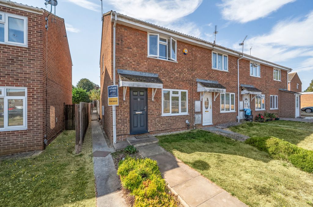 Property photo 1 of 12 16A7c7594757E0150436691