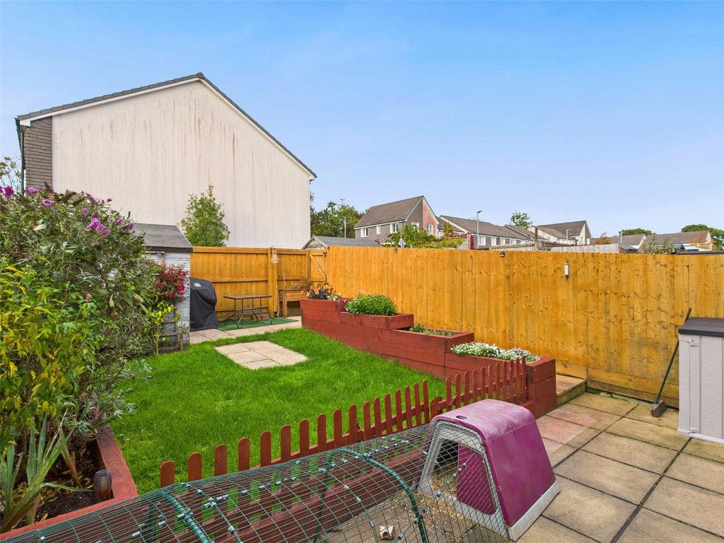 Property photo 2 of 15 Garden