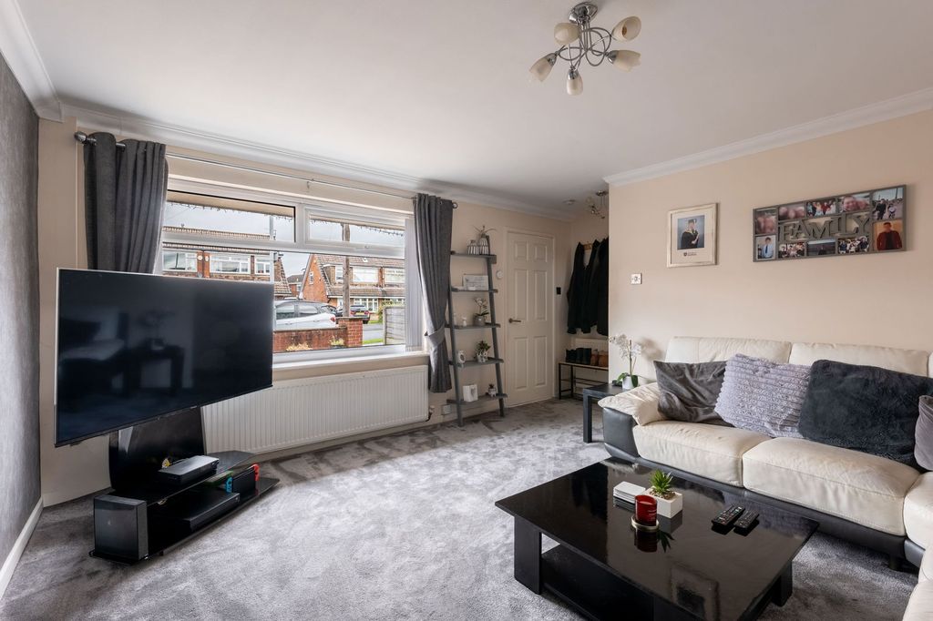 Property photo 3 of 21