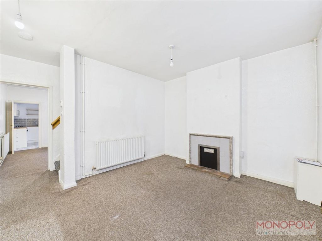 Property photo 2 of 9 Cam04439G0-Pr0191-Still001.Jpg