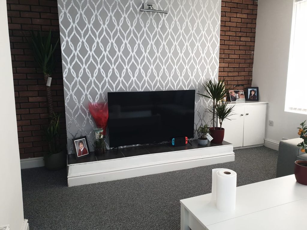 Property photo 3 of 8 Photo 3