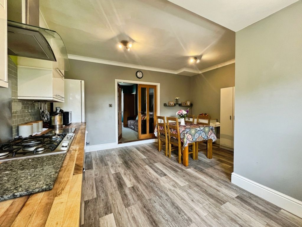 Property photo 3 of 20 4222648