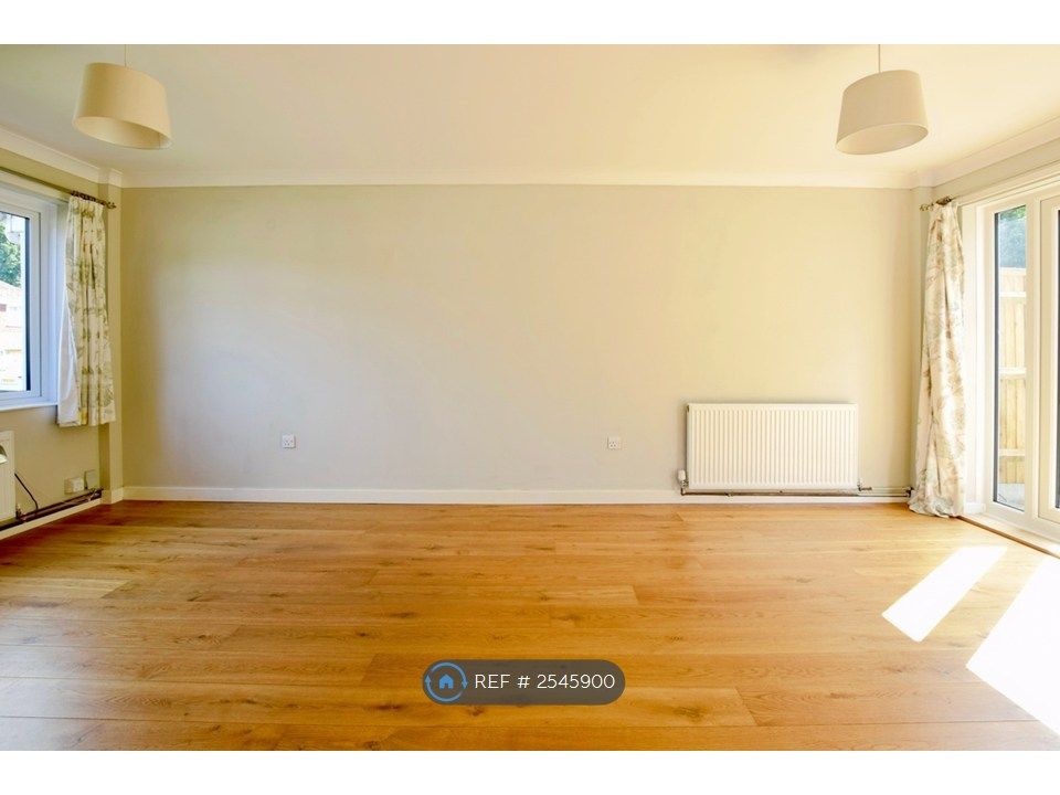 Property photo 3 of 26