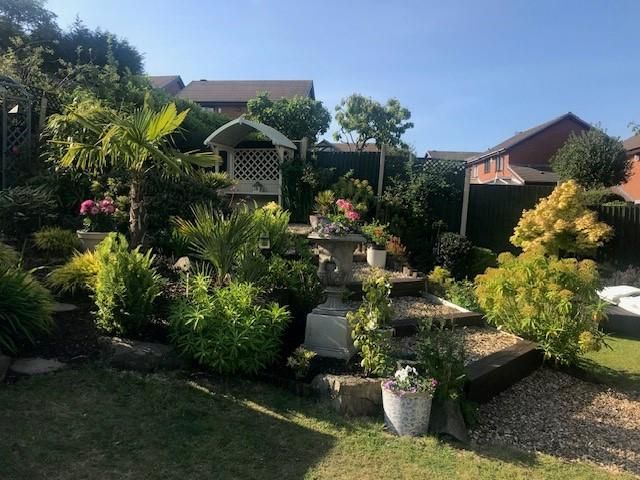 Property photo 2 of 41