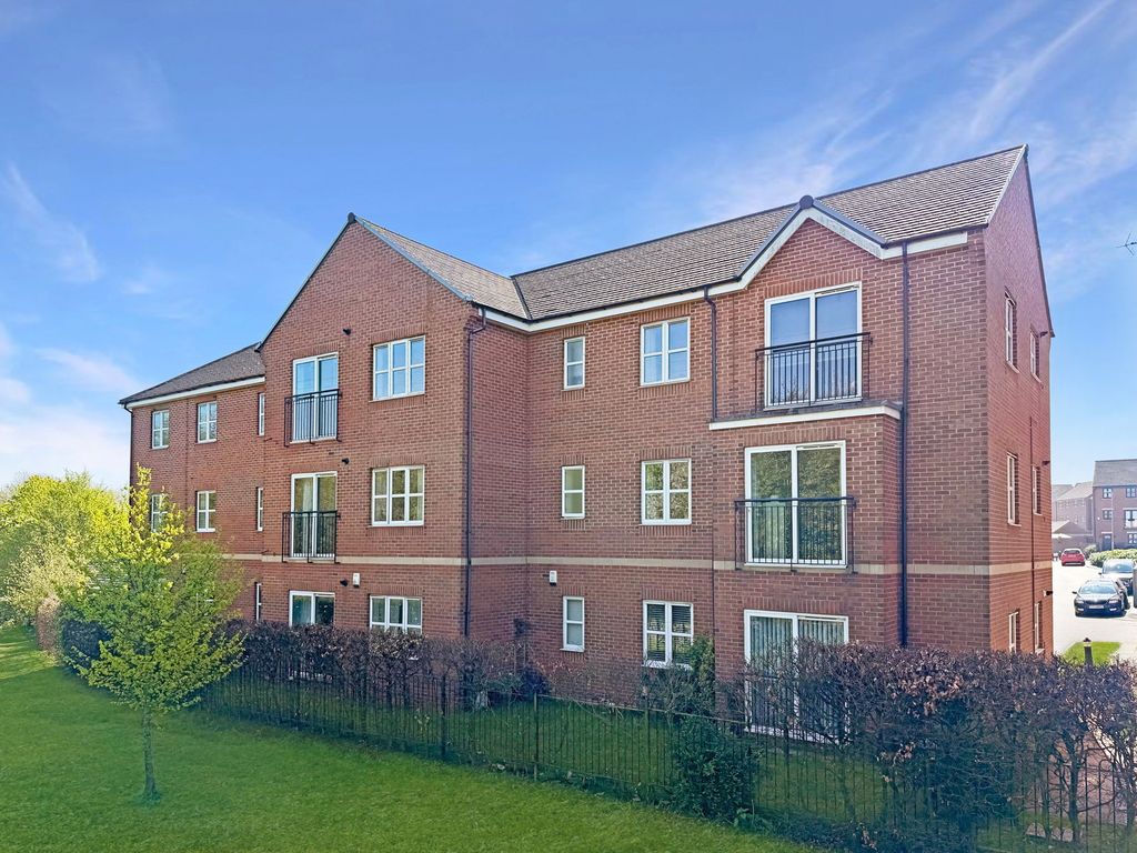 Property photo 1 of 11