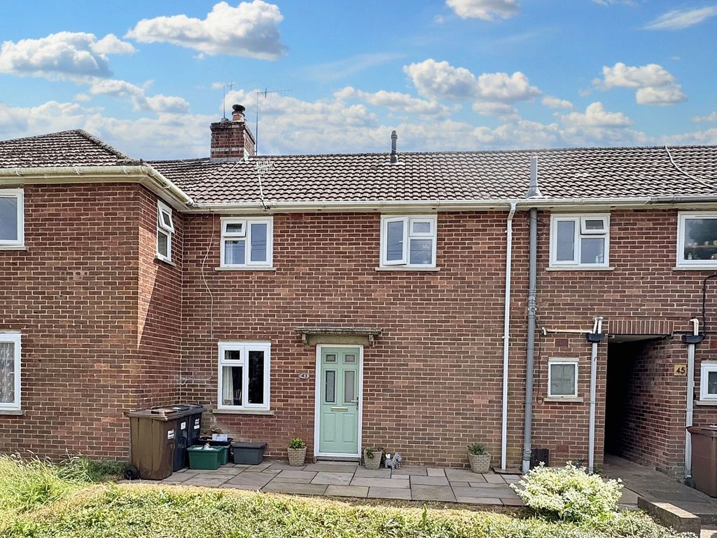 Property photo 1 of 18