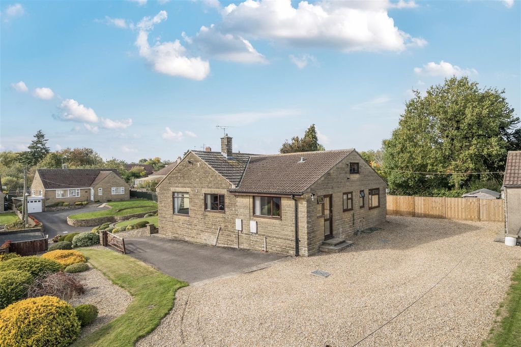 Property photo 2 of 18 Rear