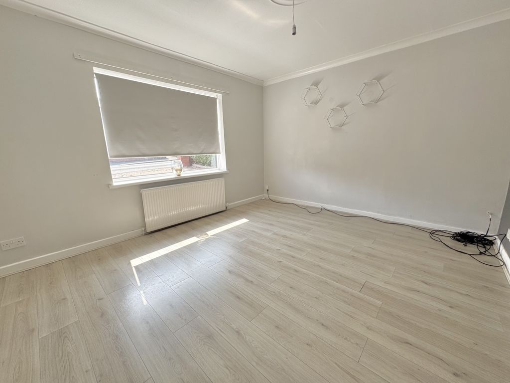 Property photo 3 of 19 Img_1705