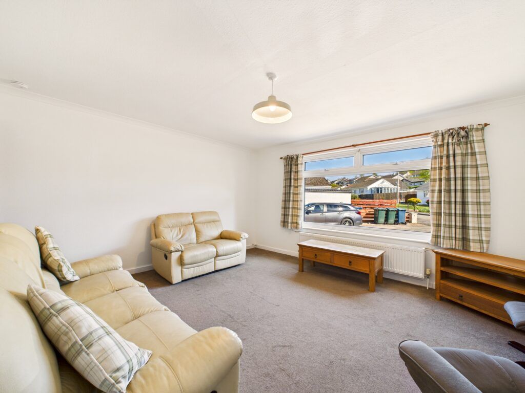 Property photo 3 of 36