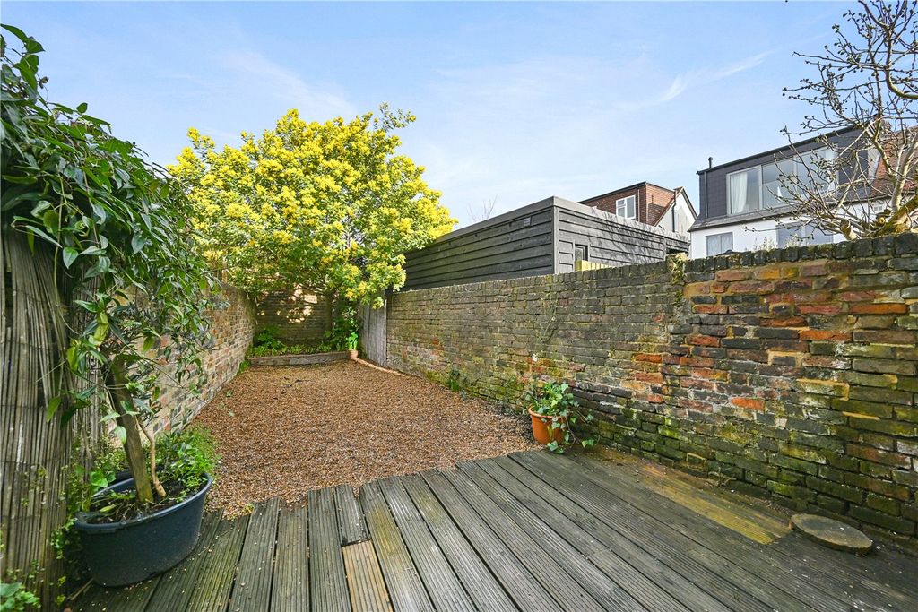 Property photo 3 of 16 Picture No. 42