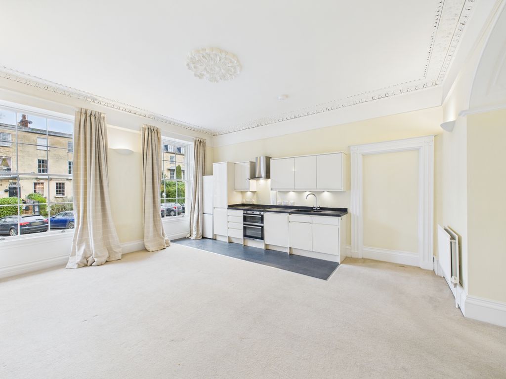 Property photo 3 of 9 Cam02808G0-Pr0177-Still003