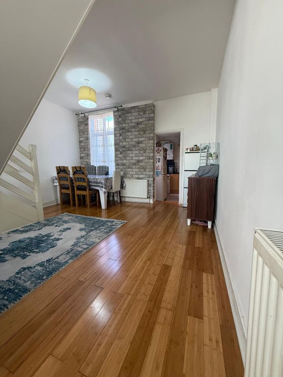 Property photo 3 of 15 Gallery