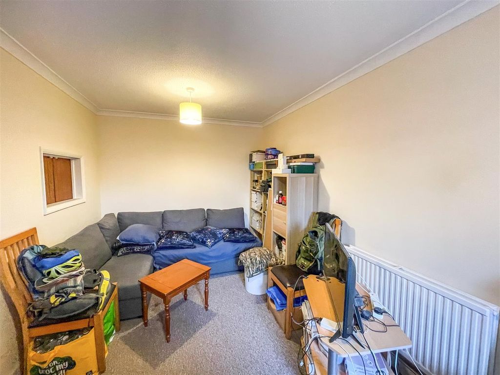 Property photo 2 of 10 06-03-2026__19-47-45_Img_0285.J64N1.Jpg