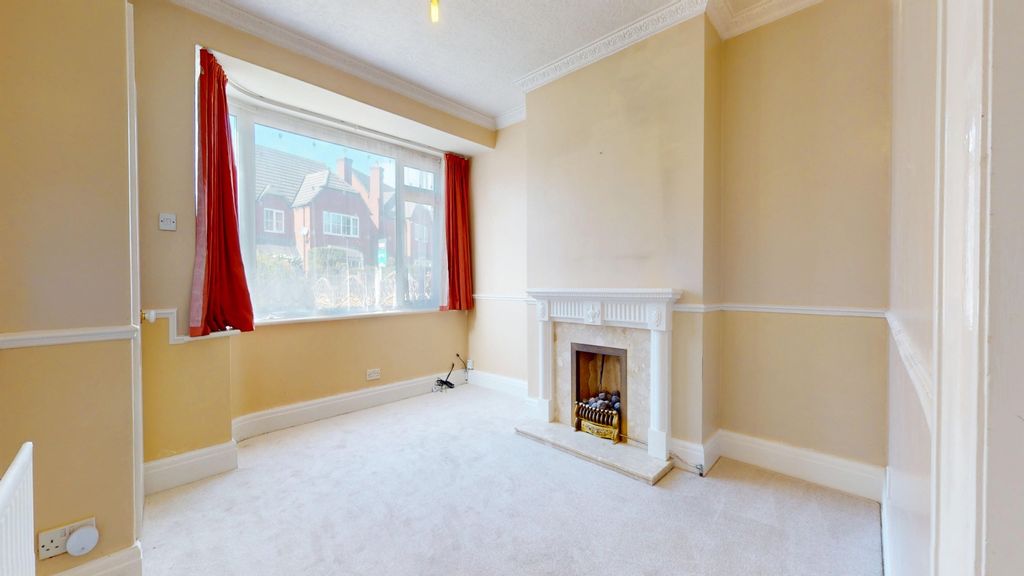 Property photo 3 of 19 4999925