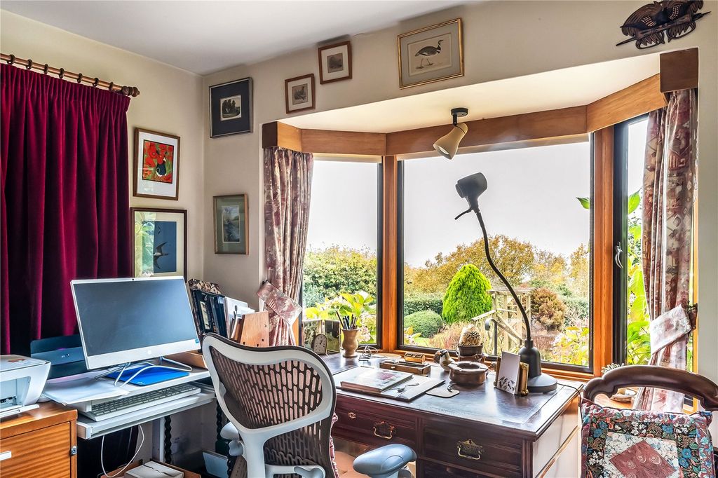 Additional image 6 of 4 bed detached house for saleTrevereux Hill, Limpsfield Chart, Oxted, Surrey RH8