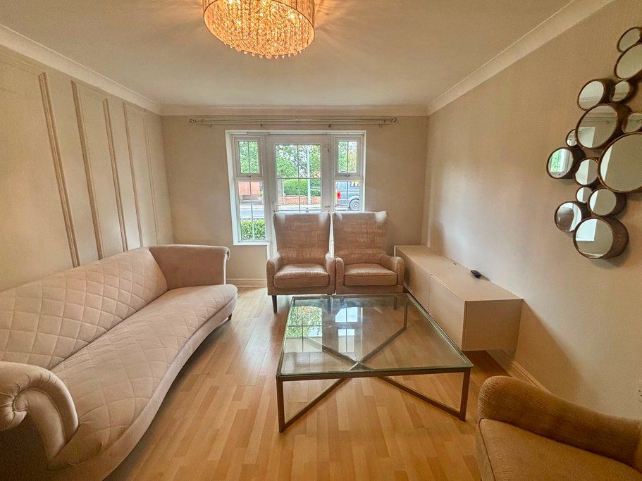 Property photo 3 of 11