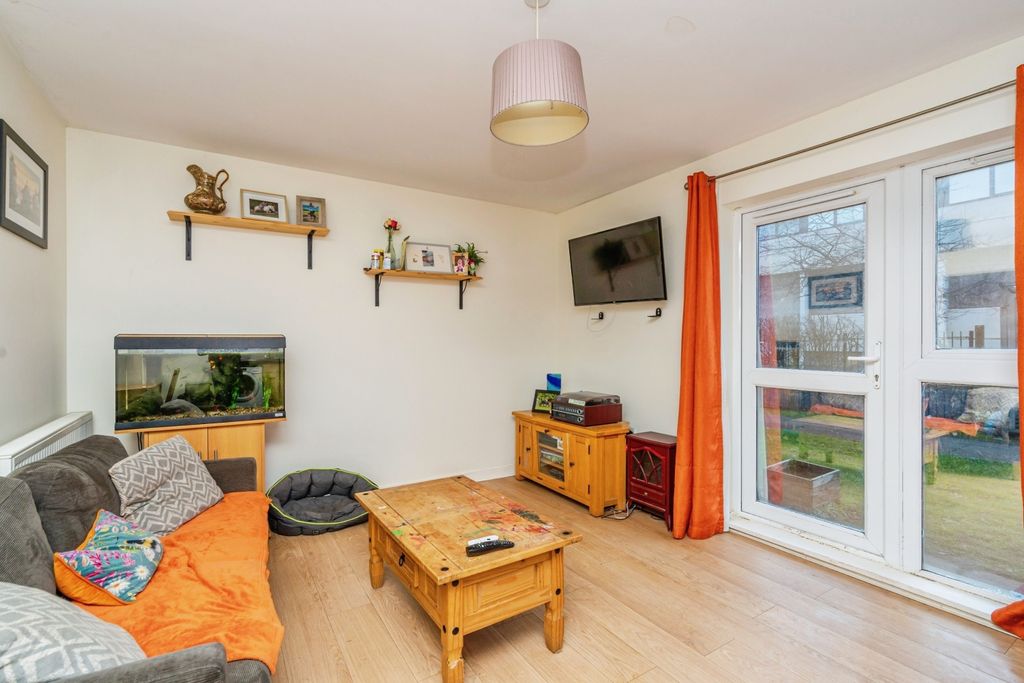 Property photo 2 of 14 Picture No. 08