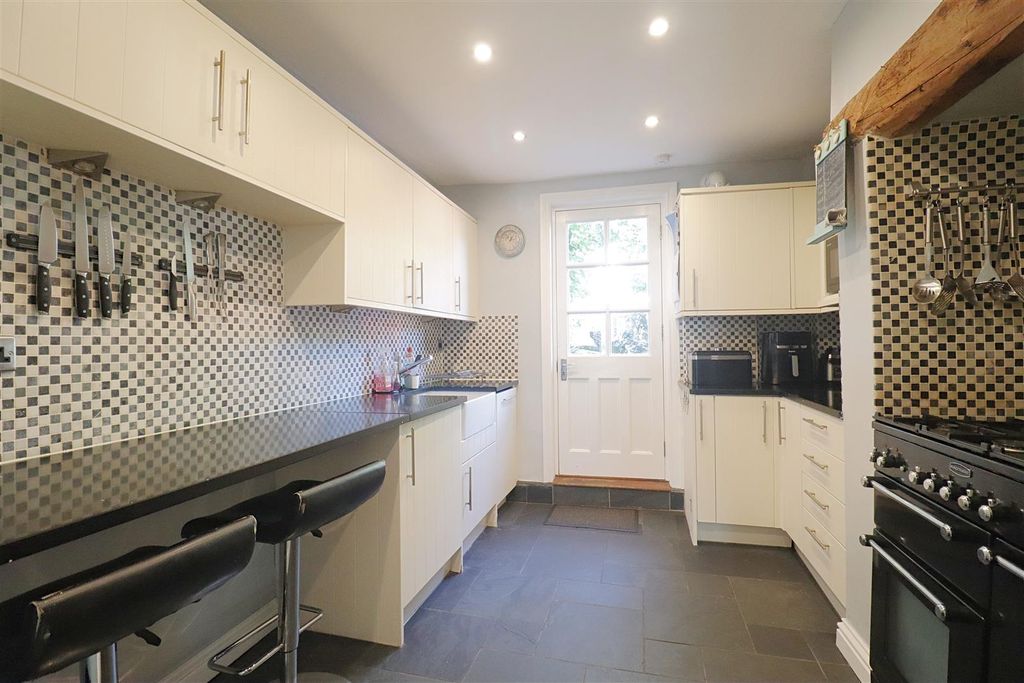 Property photo 3 of 18 Img_0225.Jpg