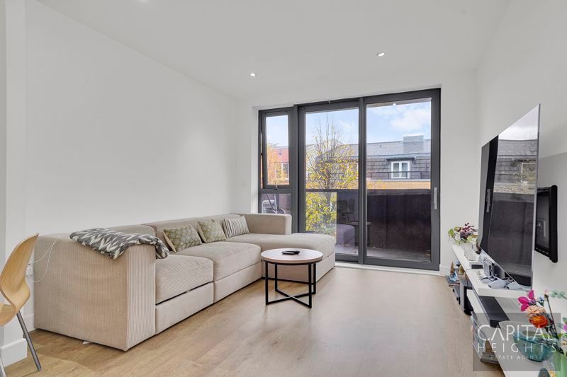 Property photo 3 of 20 Photo 11