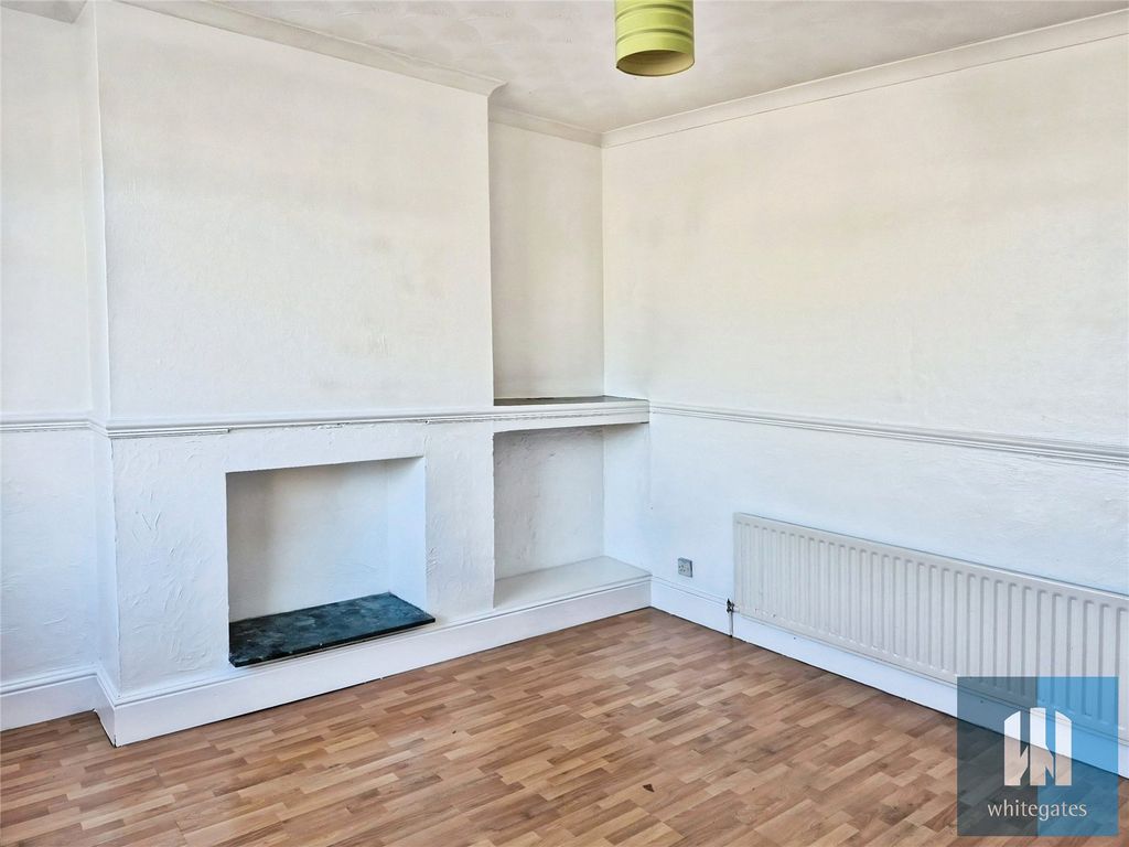 Property photo 3 of 13 Picture No. 05