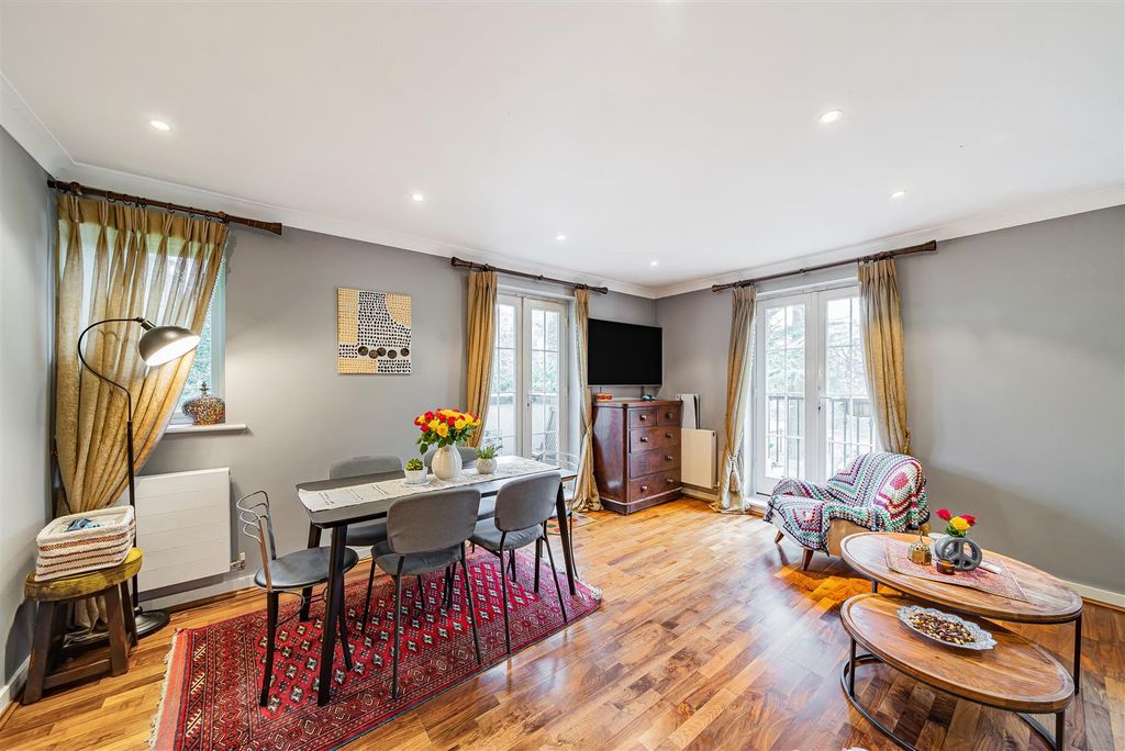 Property photo 2 of 14 Reception Room: