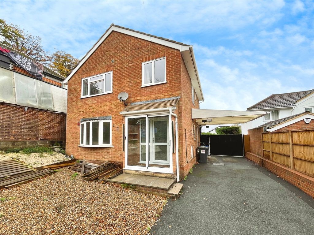 Property photo 1 of 17 External